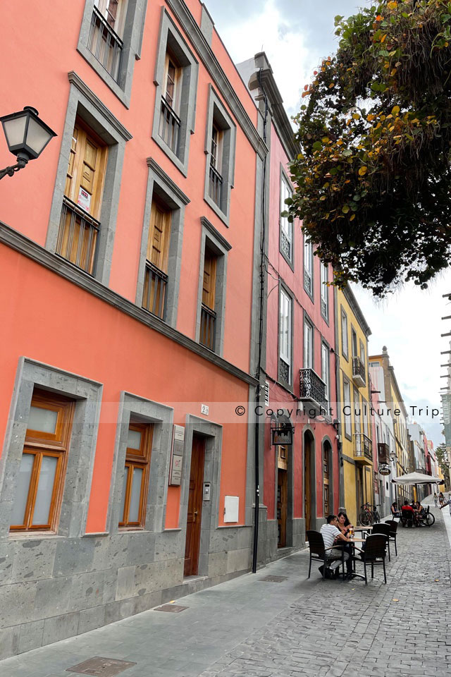 Une rue piétonne de la vieille ville