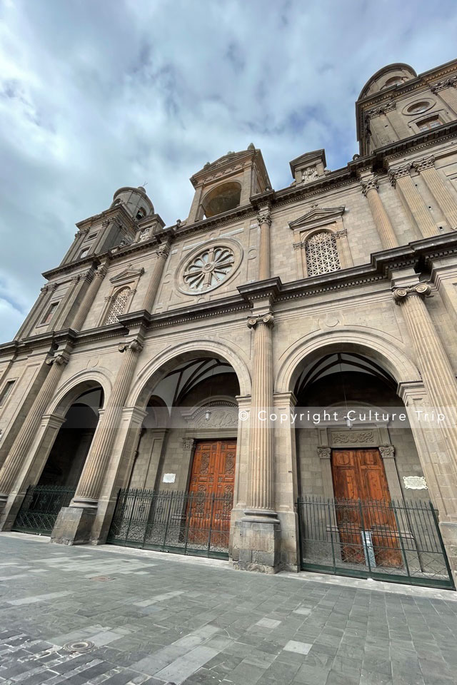 La cathédrale de Santa Ana de Canarias
