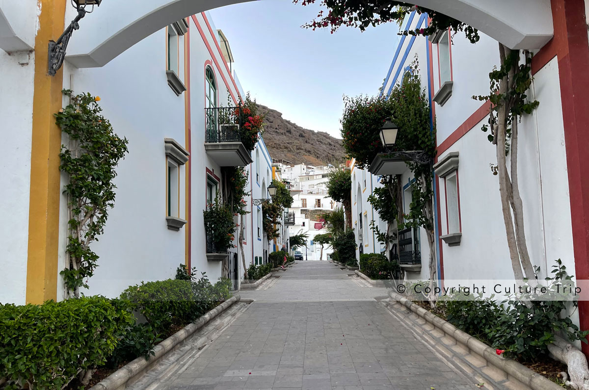 Une rue de Puerto de Mogán