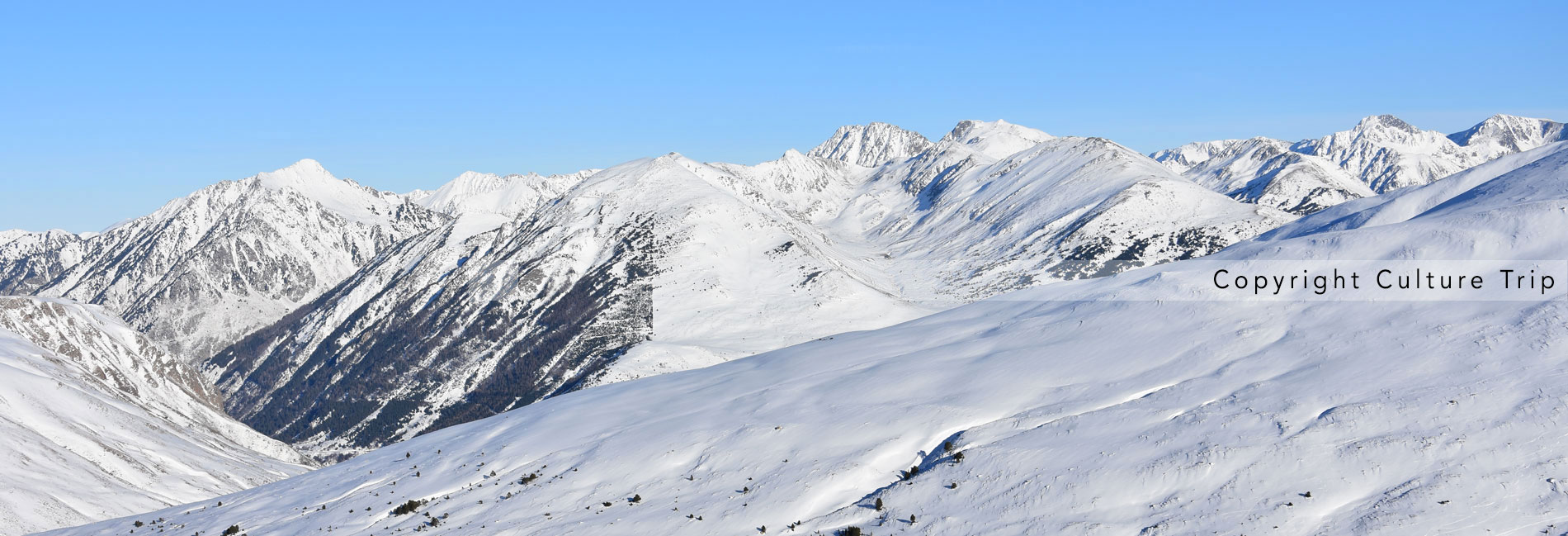 Les Pyrénées sous la neige