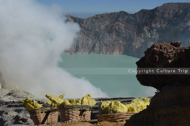 Cratère du volcan Ijen