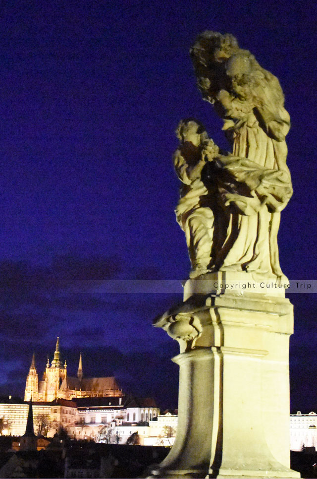 statue de sainte Anne