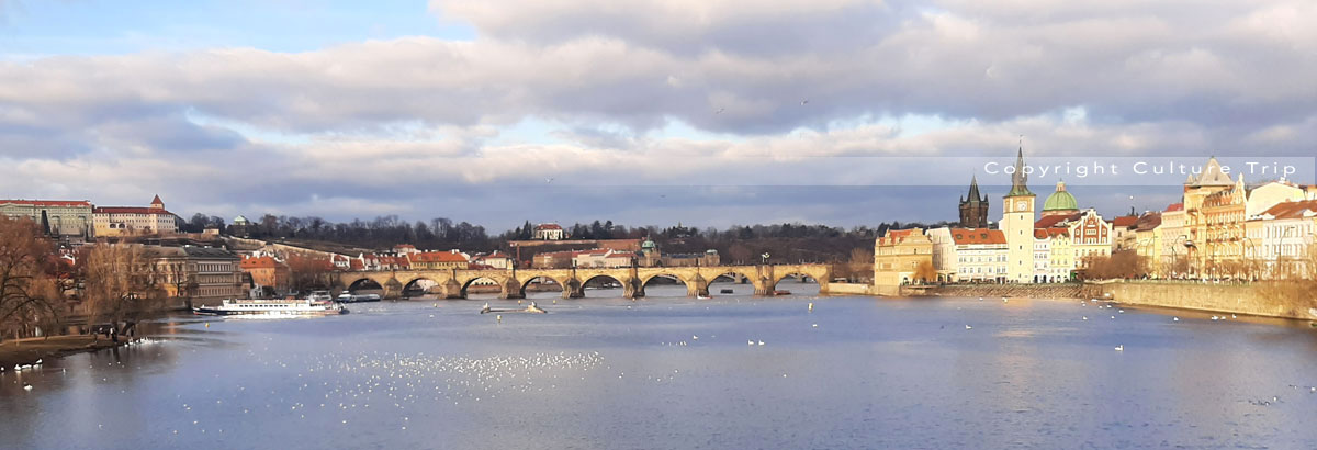 Prague est traversée par la Vltava